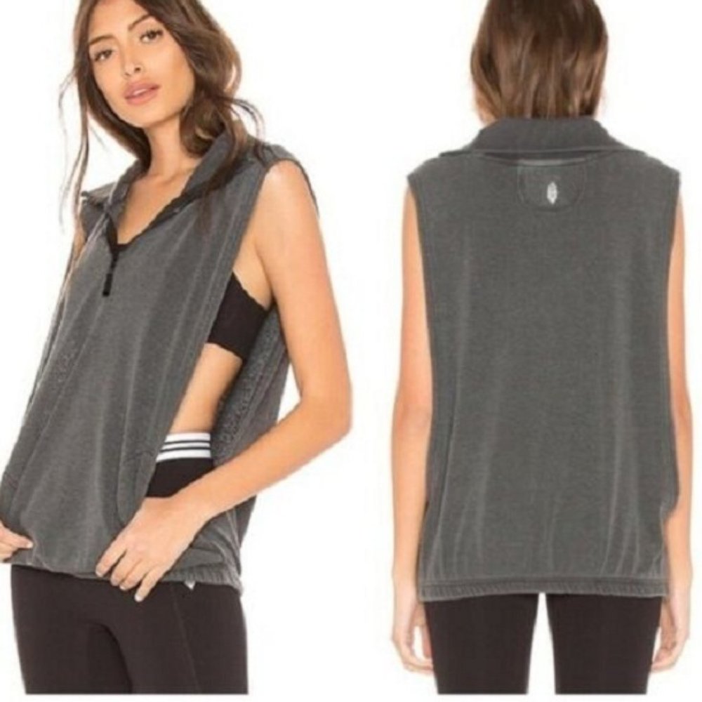 Free People Movement Half-Zip Vest | Grey - Large